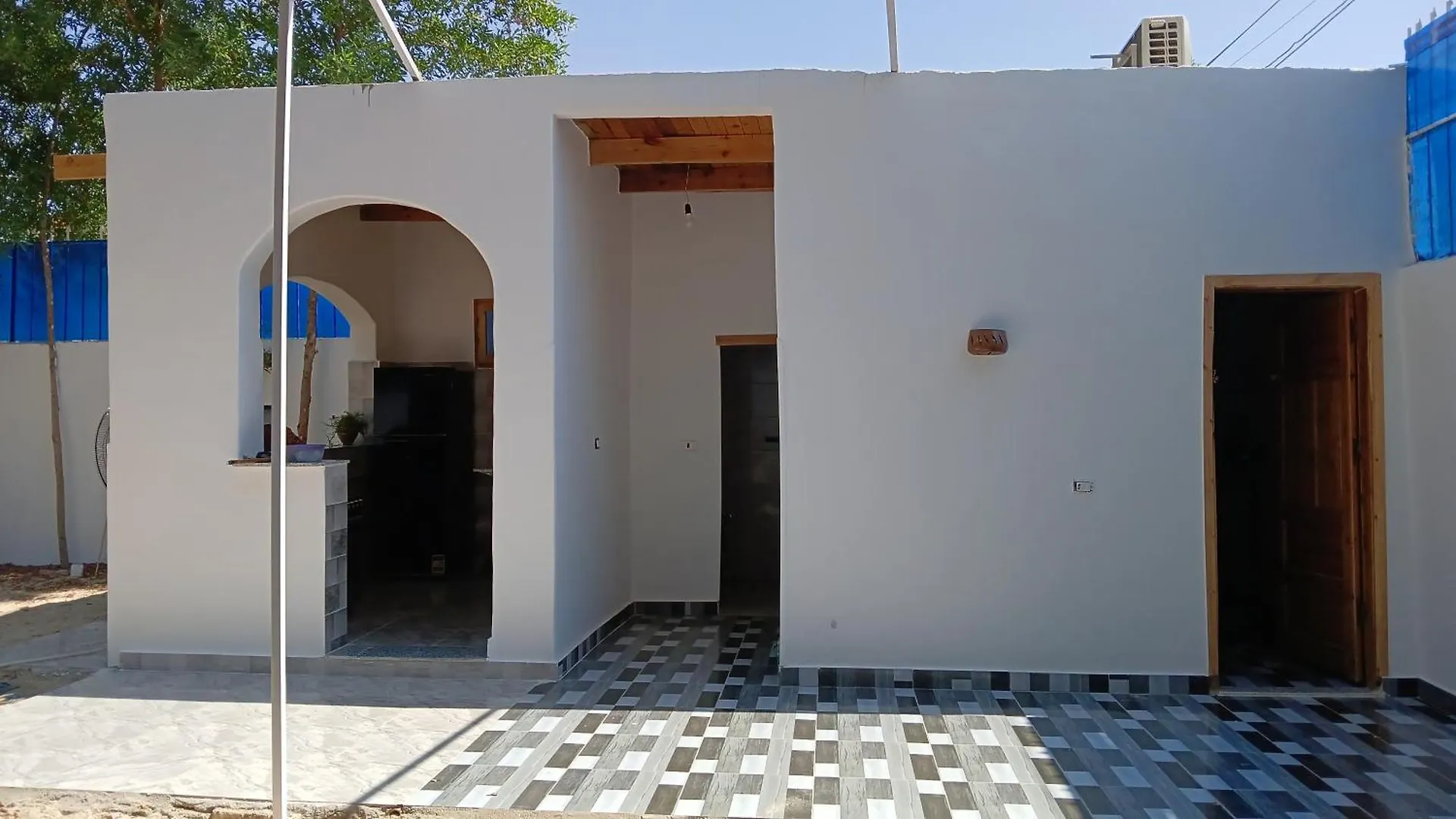 Studio House Luxor