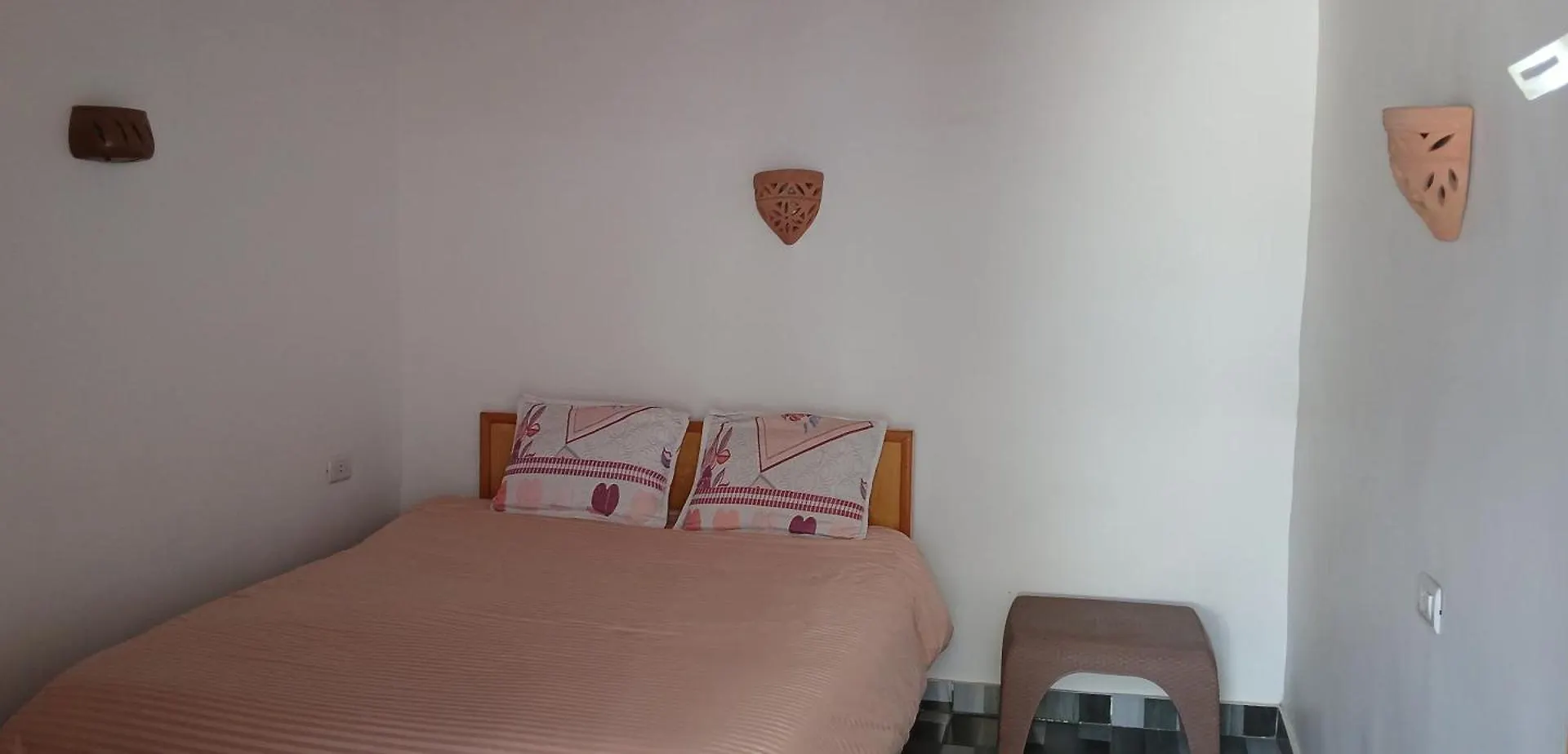 Studio House Luxor 0*,